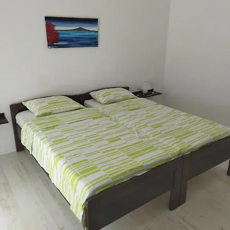 Nina Apartment