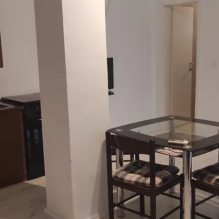 Apartment Nina *
