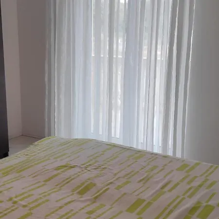 Nina Apartment Krnica